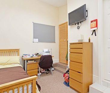 Immaculate Studio in Broomhall! - Photo 1