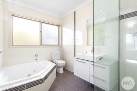 11 Cobia Place, Corlette NSW 2315 - House For Rent | Domain - Photo 4