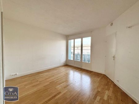 Location Appartement 2 pièces 43m² LYON 3ème - Photo 2