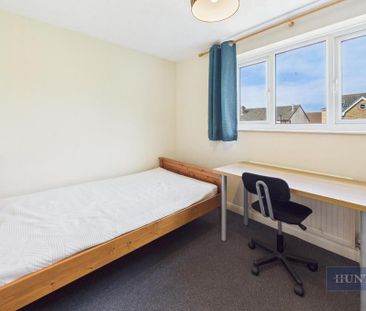 4 bedroom terraced house to rent - Photo 3