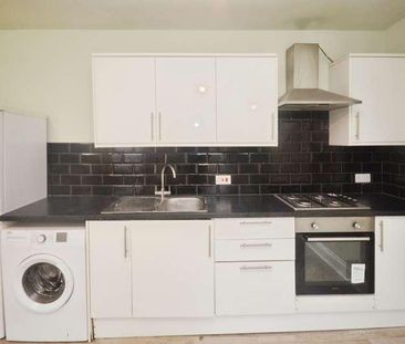 Norwood Road, Tulse Hill, London, SE27 - Photo 5