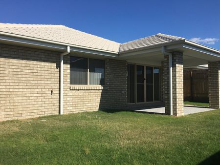 Home in the sort after Norman Springs Estate - Photo 5