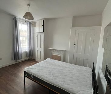 Room in a Shared House, Everton Road, CR0 - Photo 4