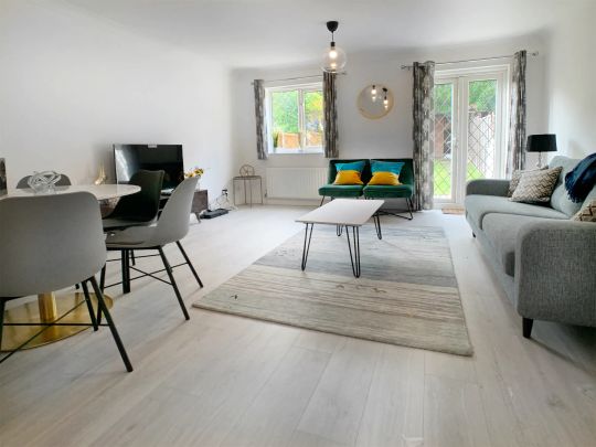 3 Bed, House - Photo 1