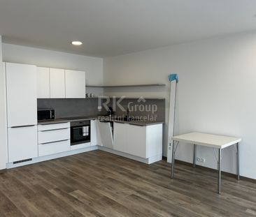 Pronájem bytu 1+kk a garsoniéry 44 m² - Photo 6