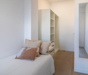 Carrer de lEscultor Josep Capuz, Valencia, Valencian Community 46004 - Photo 6