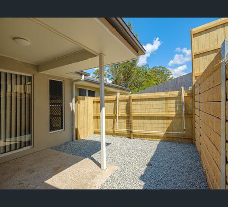 2/40 Kensington Dr, Southside, Qld 4570 - Photo 5