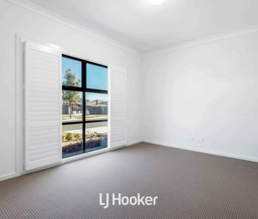 Beautiful 4 Bedroom Home! - Photo 6