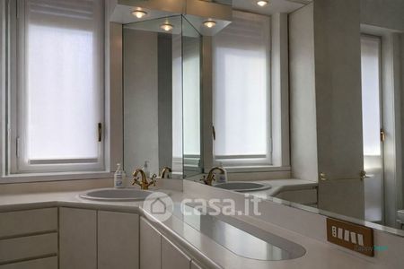 Trilocale in Affitto in Piazza Gaetano Filangieri 3 a Milano - Photo 4