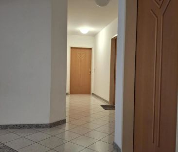 Gemütliche 1-Zimmer-Wohnung mit möblierter Küche im Zentrum von Loh... - Photo 2