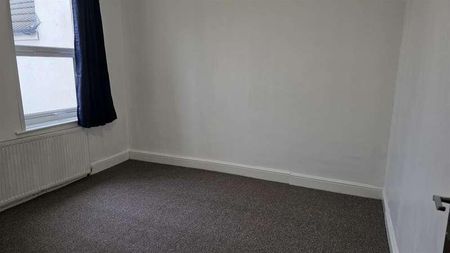 Norwood Road, Southall, UB2 - Photo 5