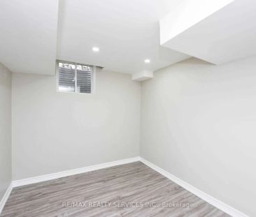 4 Trewartha Crescent #(Basement) - Photo 4