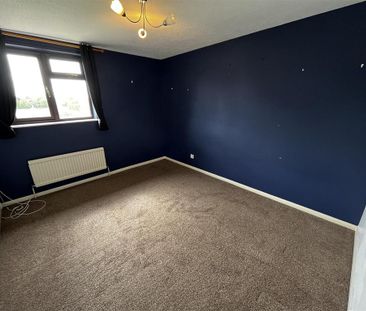 4 bedroom detached house to rent - Photo 4