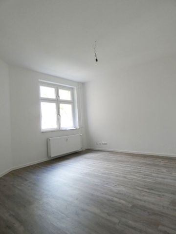 *großzügige Altbauwohnung komplett modernisiert* Tageslichtbad* - Photo 4