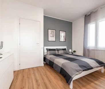 Via Tiziano Aspetti, Padova, Veneto 35134 - Photo 2