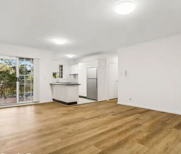 Bright And Spacious 2 Bedroom Unit - Photo 1