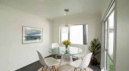 Modern Comfort & Family Living - Photo 3