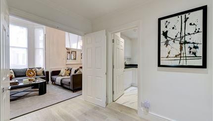 4 bedroom flat to rent - Photo 3