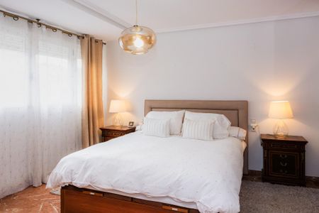 Casa adosada de alquiler en Calle Concepcion Arenal, Picanya - Photo 2