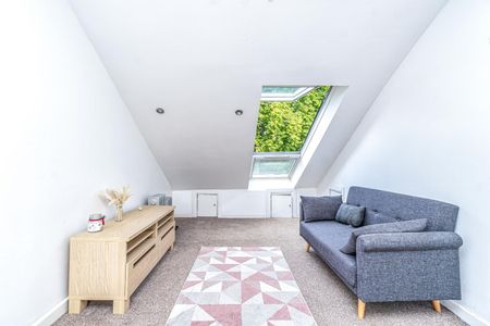 1 Bed Flat, Lea Bridge Road, E5 - Photo 2
