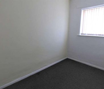 Elmfield Road, Hyde, DN1 - Photo 5