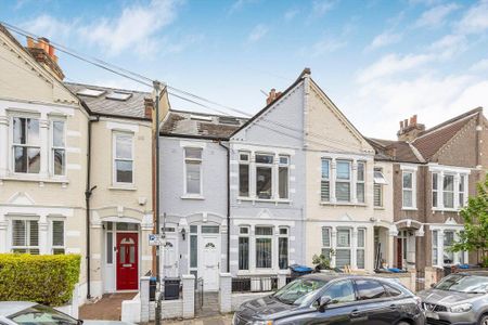 3 bedroom flat to rent - Photo 2