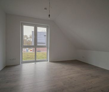 6287 - Stilvolle Doppelhaushälfte mit Carport und Wohlfühlambiente ... - Foto 1