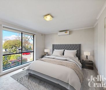 1/12 Florence Road, Surrey Hills - Photo 1