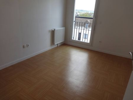 LOUVIERS - T4 de 84 m² - Photo 5