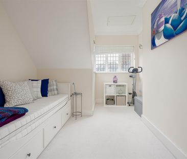 To Let 2 Bed Apartment - Photo 6