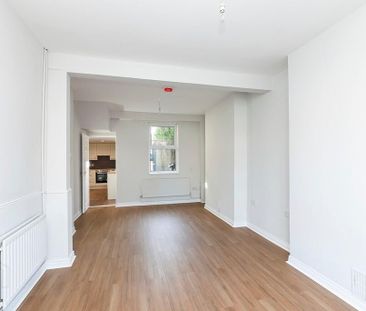 219 Connsbrook Avenue, Belfast, BT4 1JZ - Photo 2