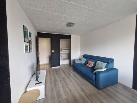 Location Appartement 1 pièce 29m² - Photo 2