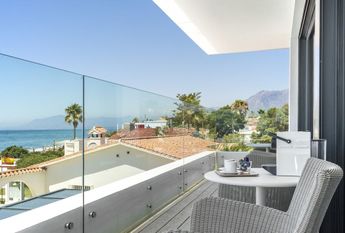 Luxury Villa for rent in Marbella Del Este, Spain