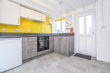 1 bedroom terraced house to rent - Photo 2