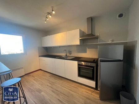 Appartement à louer 4 pièces 84.14m² - Photo 3