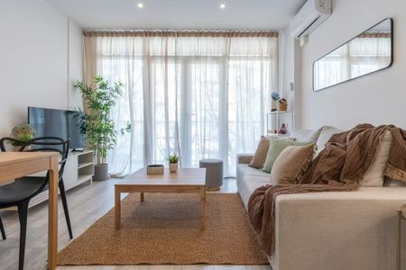 Carrer de Floridablanca, Barcelona, Catalonia 08015 - Photo 4