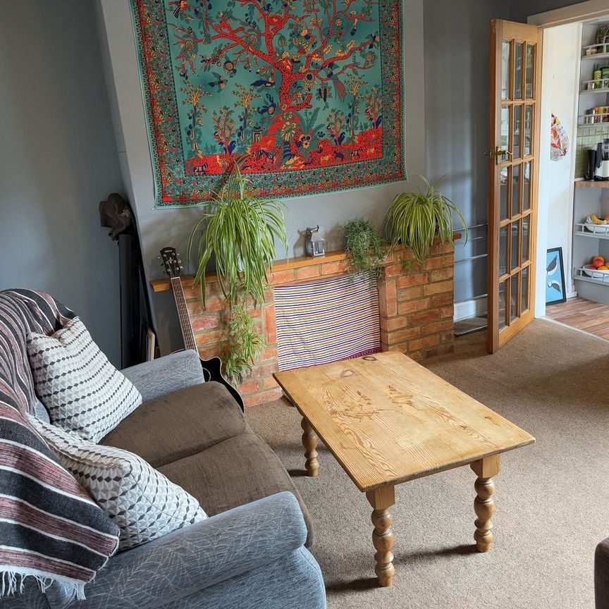 Malmesbury Park Road, , - Photo 1