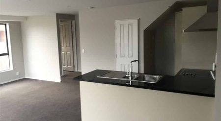 3 Bedroom Townhouse - Photo 4