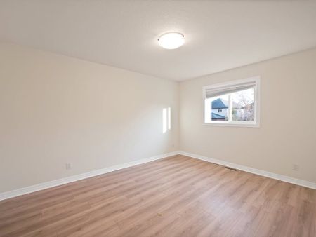For Lease - 174 Mcbride Avenue, St. Catharines, Ontario - Photo 2