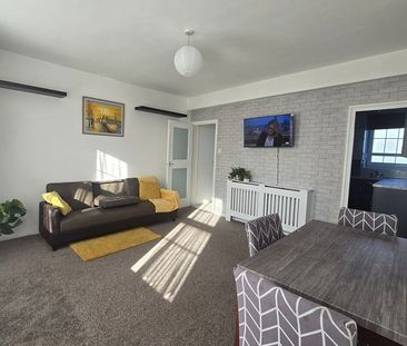 1 Bed Flat, Evelyn Street, SE8 - Photo 2