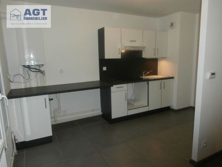 Location Appartement 3 pièces 64m² NOAILLES 60430 - Photo 2