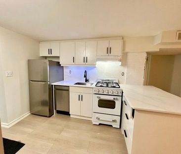 For Lease - 5 Edgewood Gardens Unit# Basement, Toronto, Ontario - Photo 2