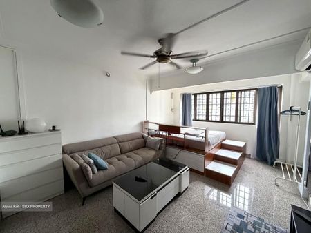 Blk 288C Jurong East Street 21 (Jurong East), HDB Executive - For Rent - Photo 3