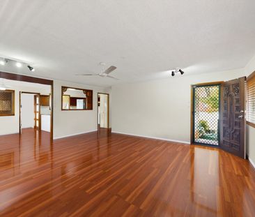 Low-maintenance lifestyle on the Bayside! - Photo 1