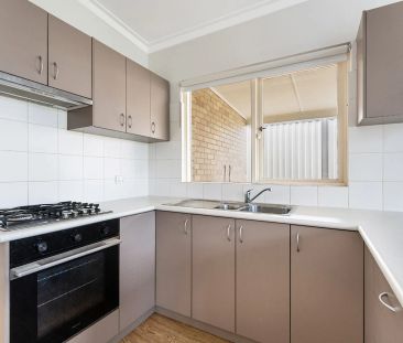Charming Two Bedroom Duplex in Spearwood - Photo 5