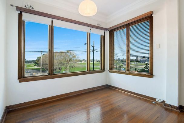 Unit 4/102 Alison Road, - Photo 1