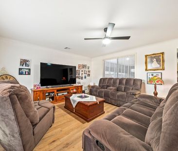 23 Freeman Drive, Pakenham VIC 3810 - House For Rent | Domain - Photo 4