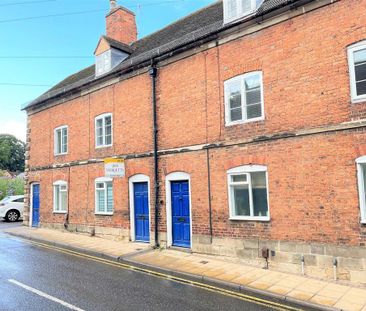 2 bedroom terraced house to rent - Photo 4