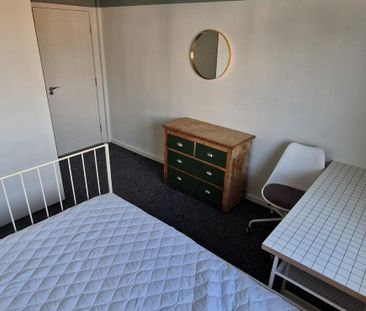 6 bedroom house - Photo 5