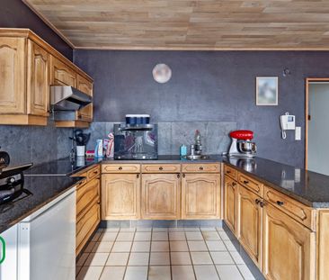 Appartement met 2 slaapkamers en terras in hartje Geel. - Foto 5